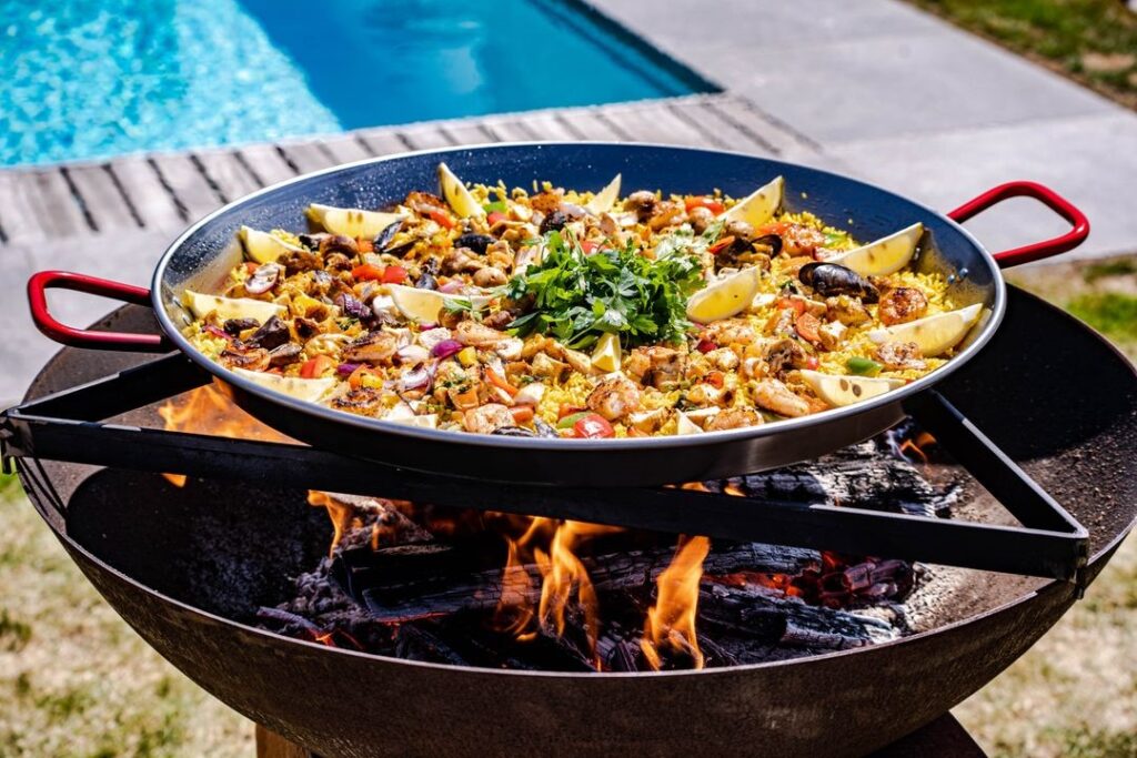 Paella on the bbq | PLANCHA BBQ | TIGER FIRE